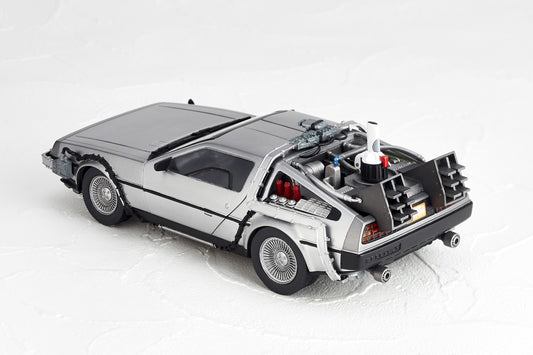 Kaiyodo Revoltech Movie Revo 001 Back to The Future II DeLorean Action Figure