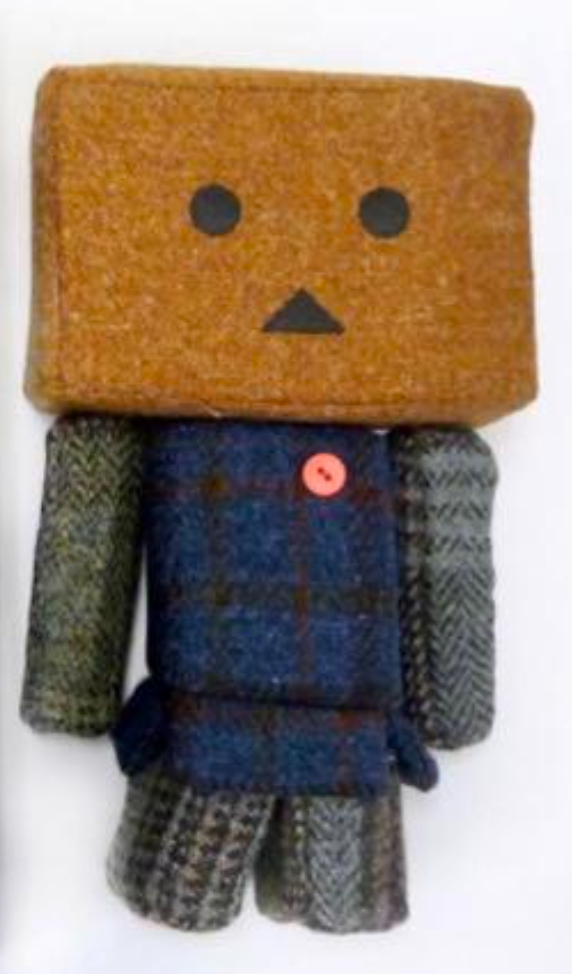 Yotsuba Danboard Danbo Mini Harris Tweed Nuigurumi Pink Button ver Action Figure