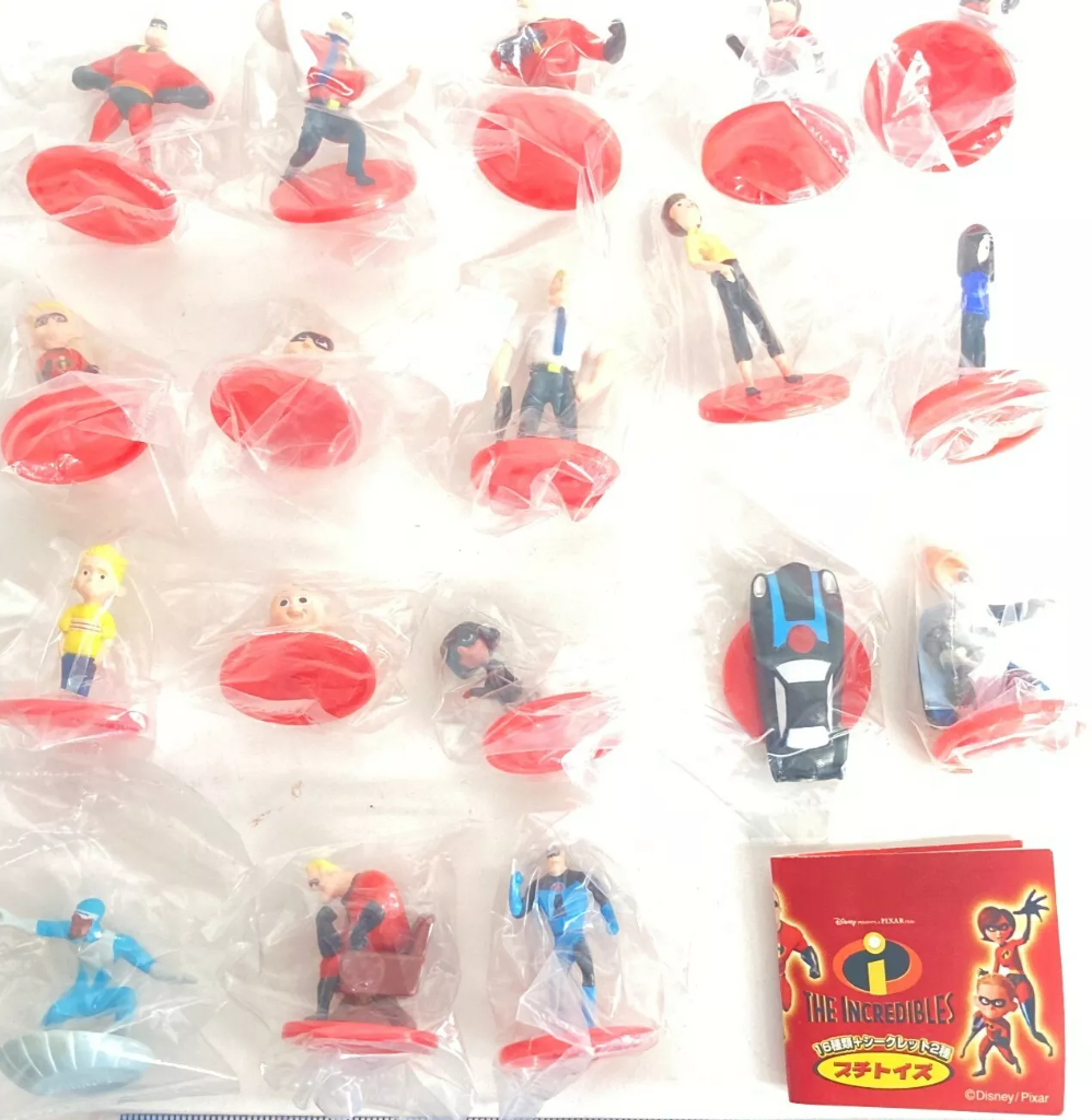 Run'A Disney Pixar Mr. The Incredibles 16 Mini Trading Figure Set