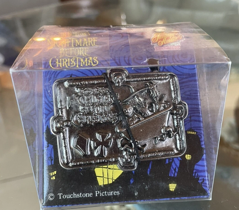 Sega 1998 Tim Burton The Nightmare Before Christmas Fantasy Amuse Metal Belt Buckle Trading Figure Type B