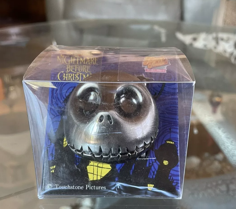 Sega 1998 Tim Burton The Nightmare Before Christmas Fantasy Amuse Metal Belt Buckle Trading Figure Type A