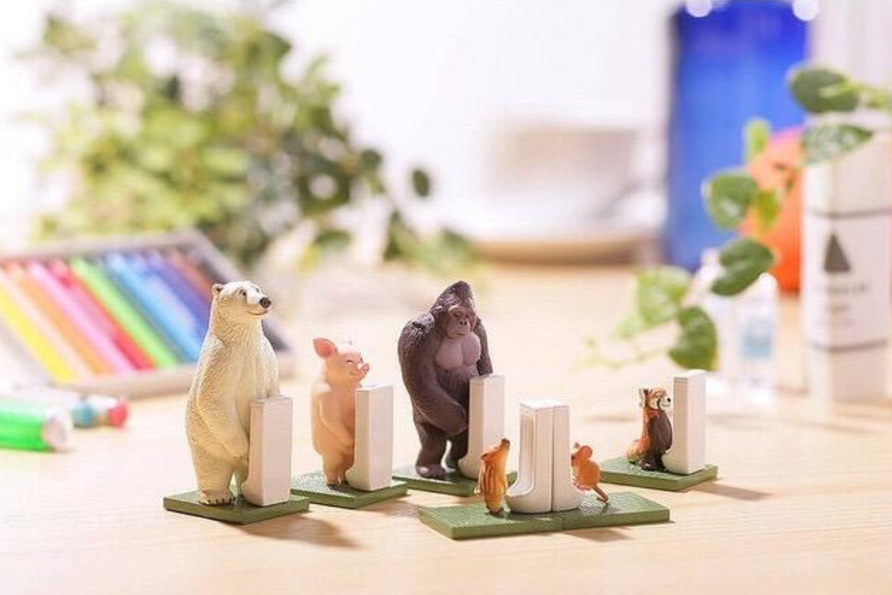 Kaiyodo Capsule Q Museum Gashapon Sato Kunio's Animal Bathroom in Groups Part 1 5 Figure Set