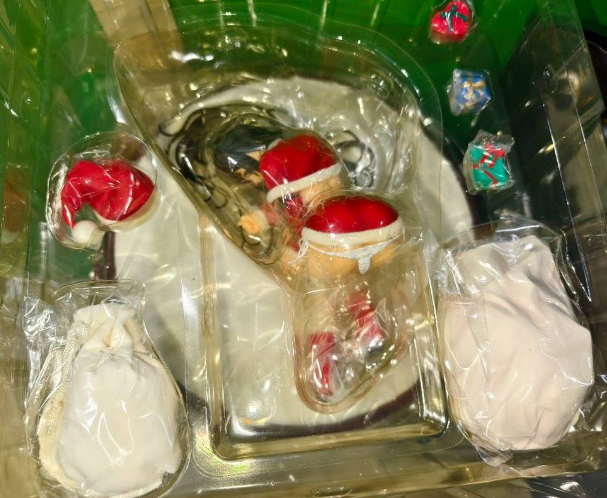 Native 2009 1/6 Tony Satoshi Tie Collet Santa’s Clunk Pvc Figure