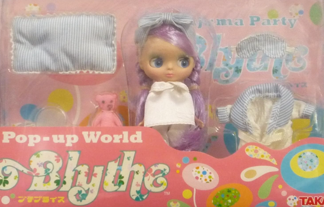 Takara Tomy Petite Blythe PBL-13 Pop Up World Pyjama Party Action