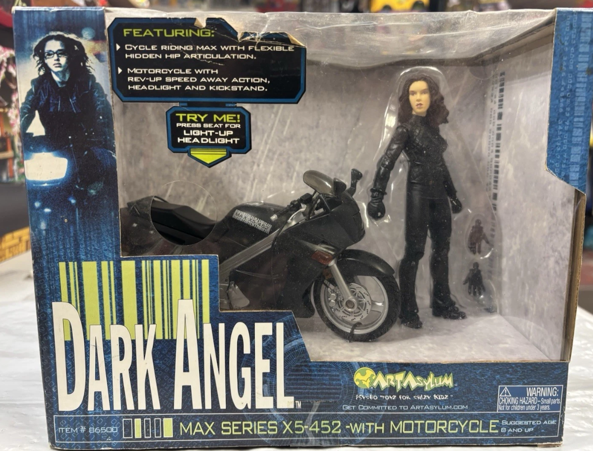 Art Asylum 2002 Dark Angel Max Series X5-452 with Motorcycle Action Figure
