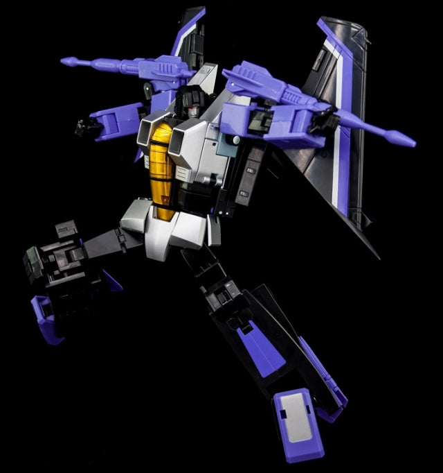 Maketoys ReMaster Transformers MTRM-12 Skycrow Action Figure