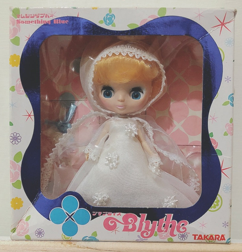 Takara Petite Blythe PBL 33 Something Blue Action Doll Figure