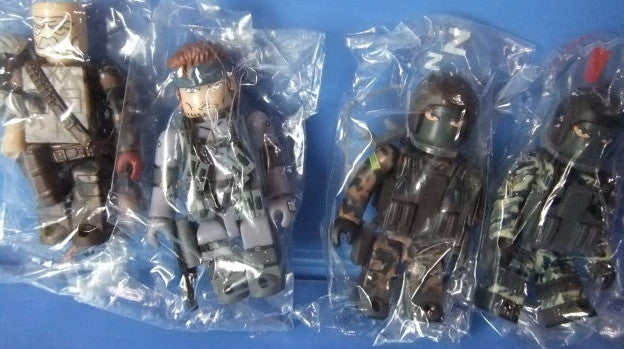 Medicom Toy Kubrick 100% Metal Gear Solid 2 Sons Of Liberty 4 Medicom Toy Kubrick 100% Metal Gear Solid 2 Sons Of Liberty 4