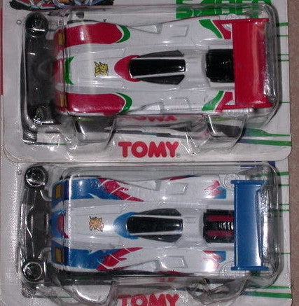 Tomy Bakusou Kyoudai Let's & Go !! CL-1 Magnum Saber & CL-2 Sonic Saber Figure Set