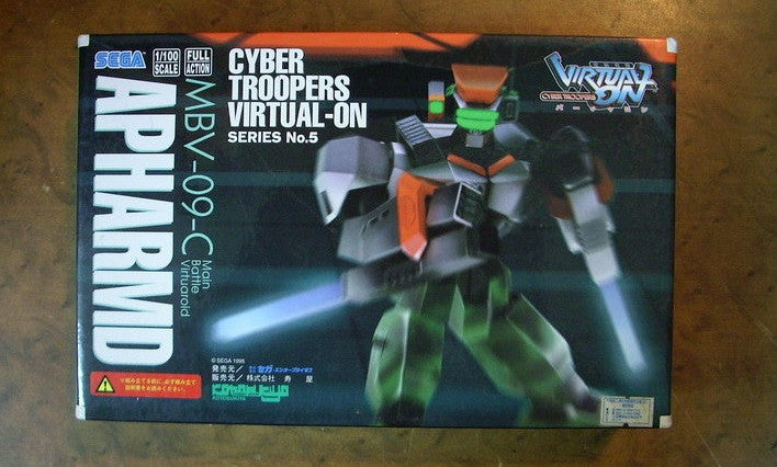 Kotobukiya 1995 Sega 1/100 Virtual On Cyber Troopers Series No 5 MBV-09-C Apharmd Main Battle Virtuaroid Cold Cast Model Kit Figure - Lavits Figure
- 3