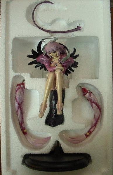 Kotobukiya Artfx 1/8 Duplex Divine Series No 3 Pink Evil Cold Cast Statue Figure - Lavits Figure
- 2