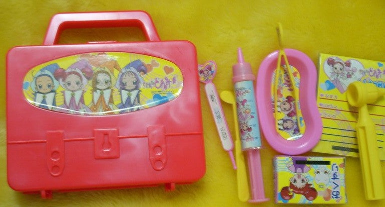 Magical Ojamajo Do Re Mi Plastic Medicine Box Doctor Play Set - Lavits Figure