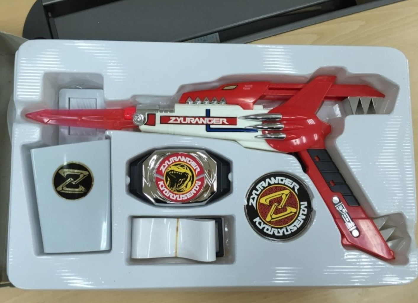 Bandai 1992 Power Rangers Kyoryu Sentai Zyuranger Weapon Gun Ranger Stick Set Figure