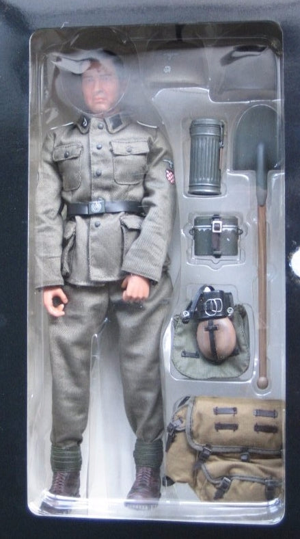 Dragon 12" 1/6 Cyber Hobby WWII 13th Mountain Division Handschar Arnold Figure