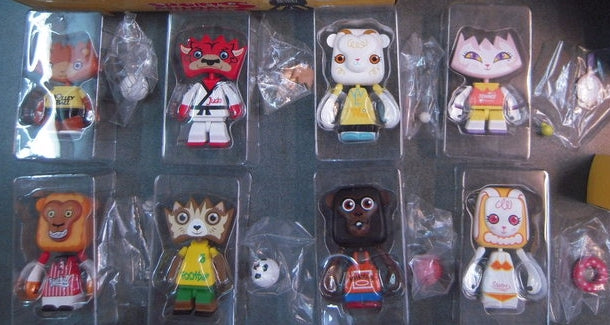 Artdol Family 2008 Winson Creation Sports Animals Artdol Series 1 8 Figure Set