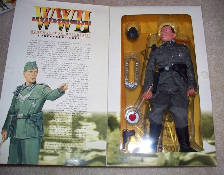 Dragon 1/6 12" WWII New Generation Leningrad 1941 Wehrmacht Feldgendarme Karl Action Figure