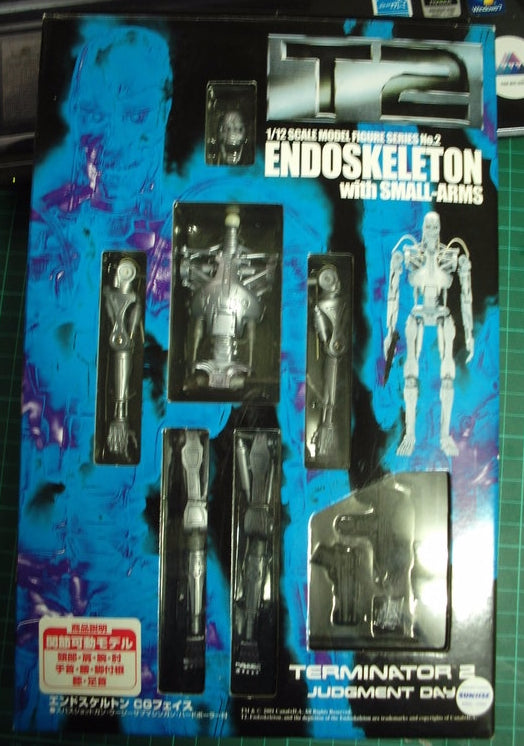 Skynet 1/12 Terminator 2 Judgment Day No 2 Endoskeleton with Small Arms Action Figure