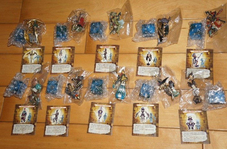 Yanoman Demon's Chronicle Part IX 9 10 Color Chess Figure Set - Lavits Figure
- 1