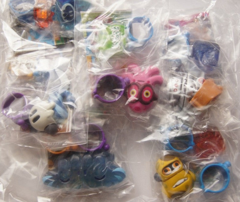 Pete Fowler World of Monsterism Gashapon 9 Monster Ring Random Color Figure Set - Lavits Figure
- 2