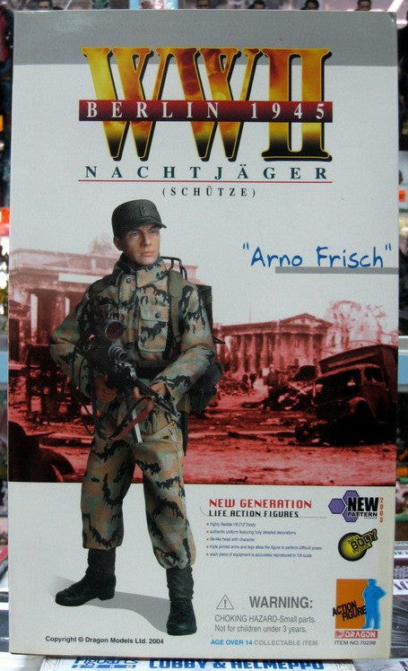 Dragon 12" 1/6 WWII Berlin 1945 Nachtjager Schutze Arno Frisch Action Figure - Lavits Figure
- 1