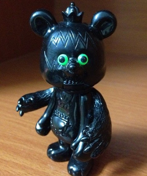 Intheyellow T9G Bear Hunter Black Green Eye Ver 4" Vinyl Figure Used - Lavits Figure