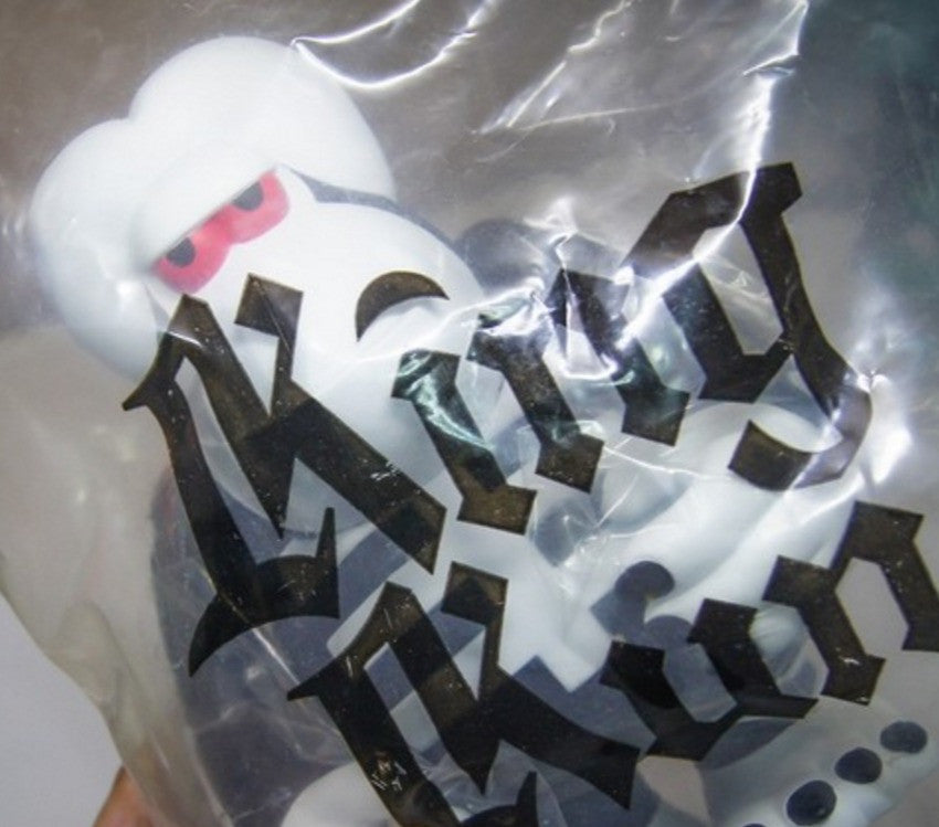 Bounty Hunter 2008 James Jarvis King Kun BxH Edition Black Ver 7" Vinyl Figure - Lavits Figure
- 1