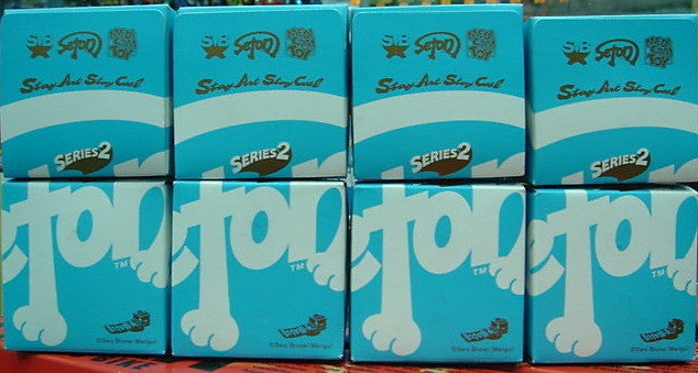 Medicom Toy 2003 Saru Brunei Seton Series 2 8 Vinyl Figure Set - Lavits Figure
- 2