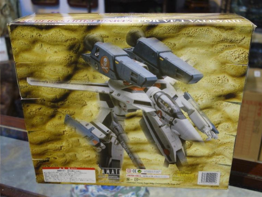 Yamato 1/48 Robotech Macross Super & Strike Parts VF-01 Valkyrie Action Figure
