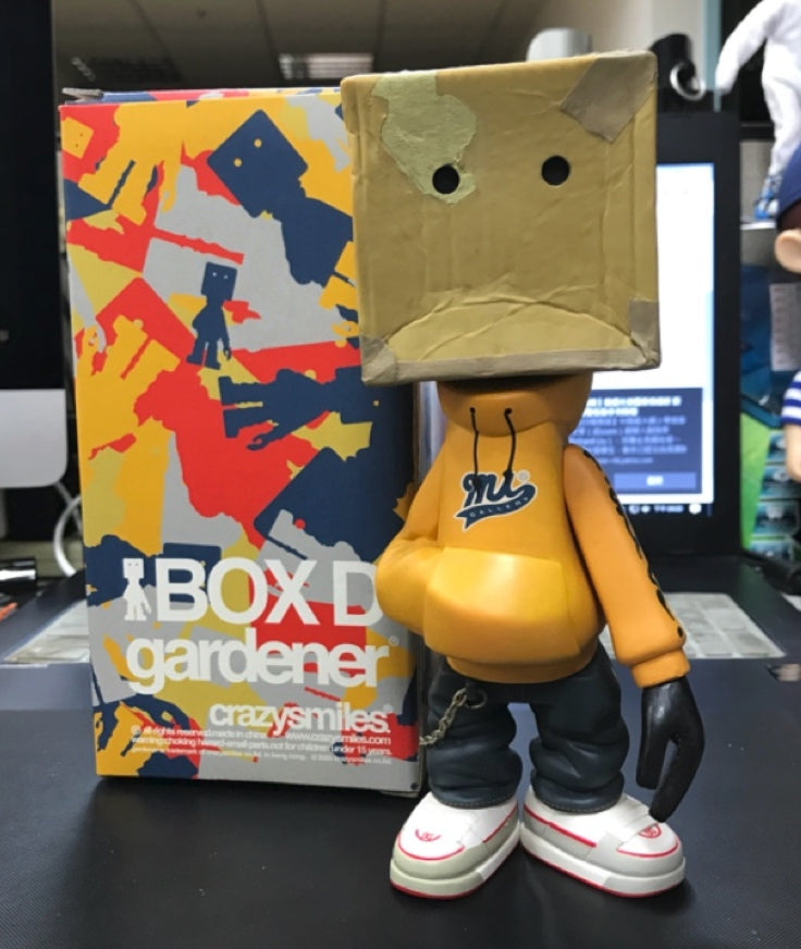 Hot Toys 2004 Michael Lau Crazysmiles Gardener Box D Ver 6" Vinyl Figure Used