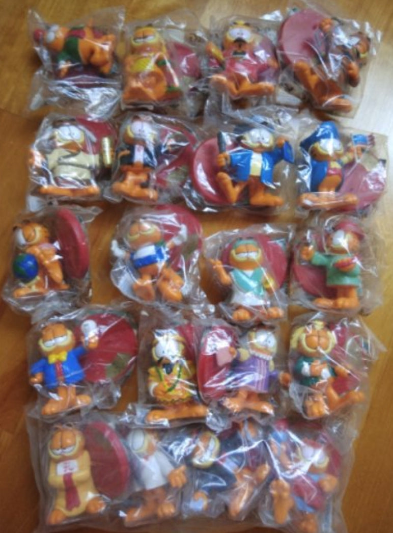 1999 Garfield x P&G Watsons Limited 20 3.5" Trading Figure Set