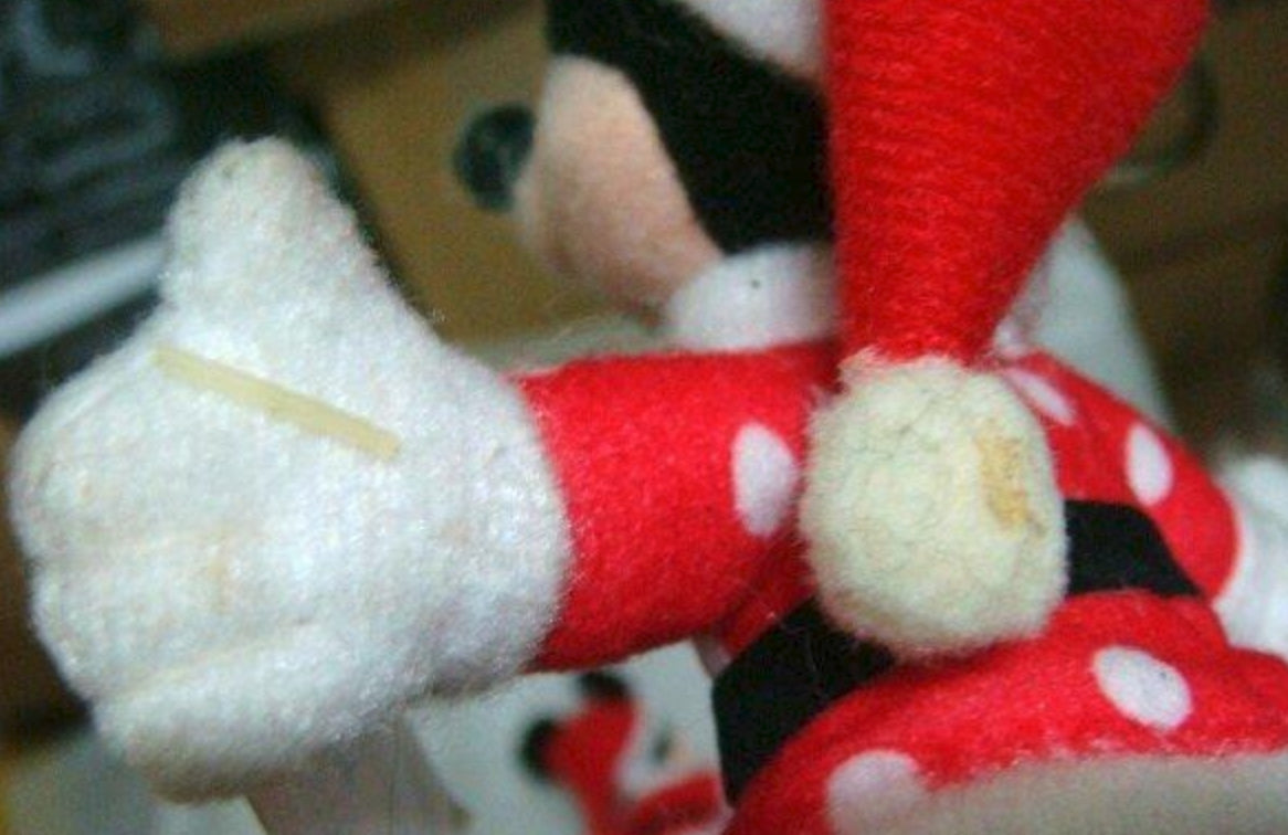 Vintage Walt Disney Mickey & Minnie Mouse Xmas Ver Key Chain Holder Plush Doll Figure Set