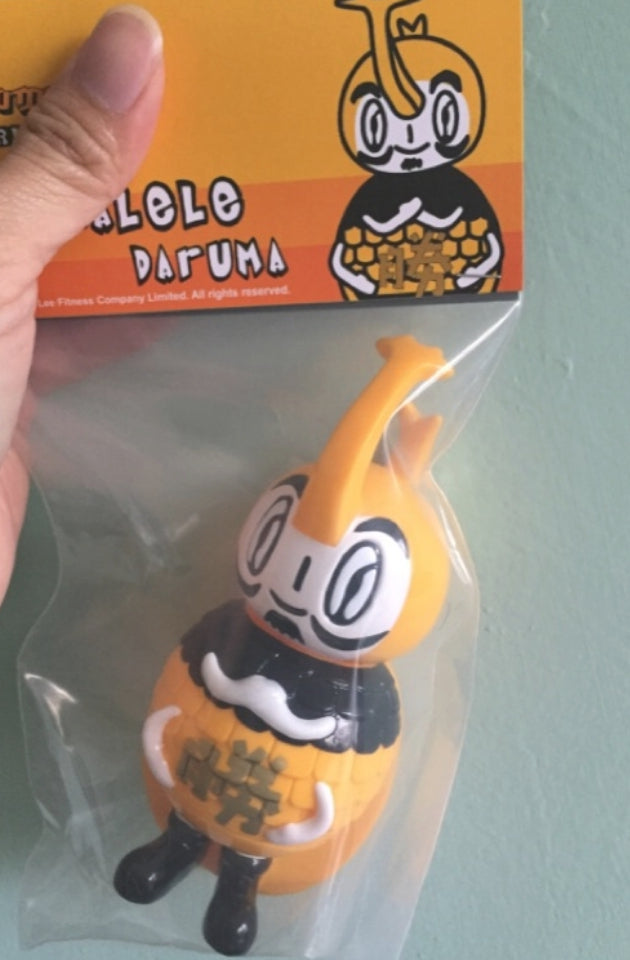 Rumbbell Makalele Daruma Yellow Ver Vinyl Figure