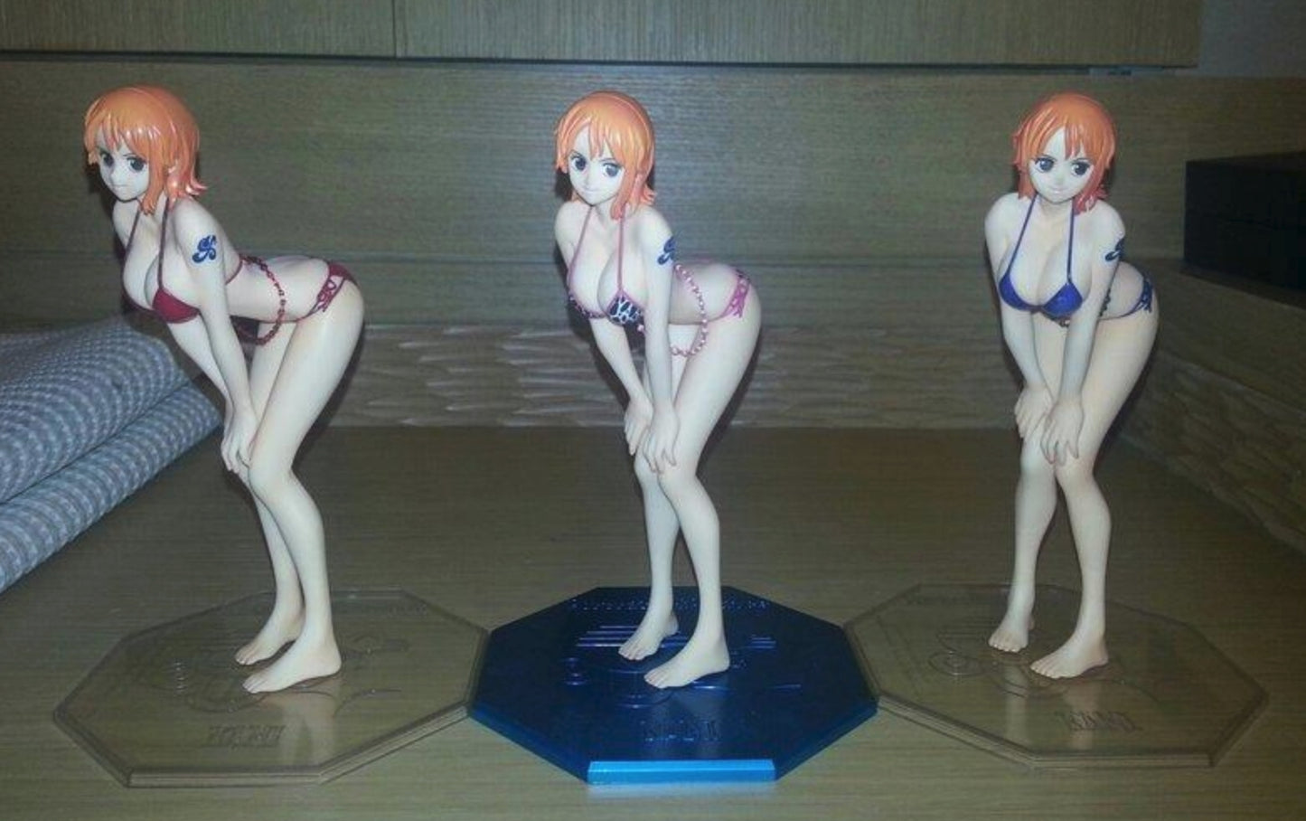 Megahouse 1/8 One Piece POP Nami Mugiwara Bikini Swimsuit Ver 3 Pvc Figure Set Used