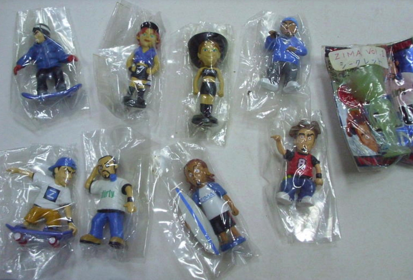 Zima Club Skateboard Collection 8+1 Secret 9 Trading Figure Set