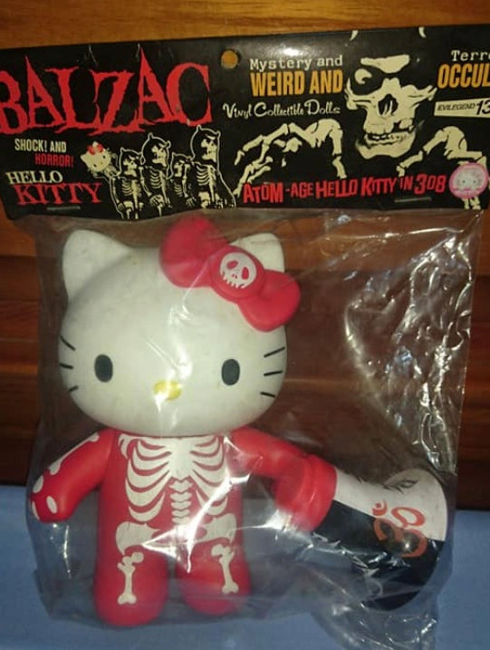 Medicom Toy 2009 VCD Vinyl Collectible Dolls Balzac Hello Kitty Red Ver 6" Vinyl Figure