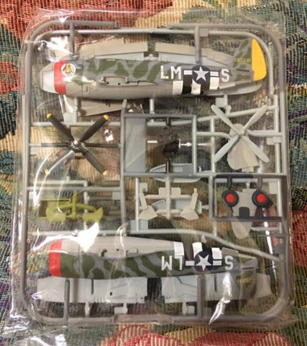 Doyusha 1/100 Tsubasa Collection Vol 9 Thunderbolt P-47D 6+1 Secret 7 Model Kit Figure Set