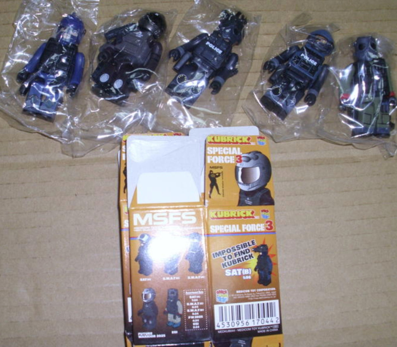 Medicom Toy Kubrick 100% MSFS Special Force 3 5 Action Figure Set