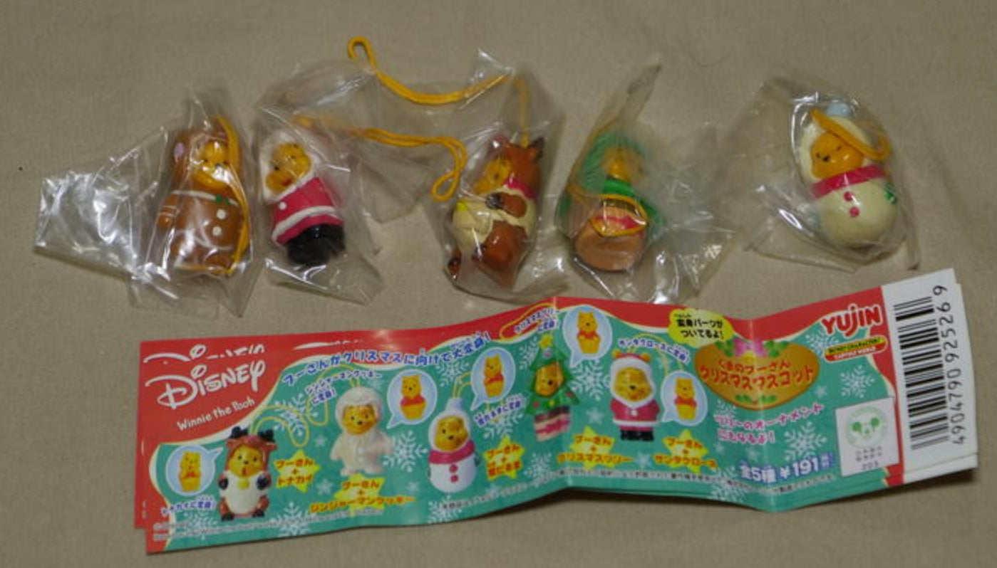 Yujin Disney Gashapon Winnie The Pooh Changing Xmas ver 5 Collection Figure Set
