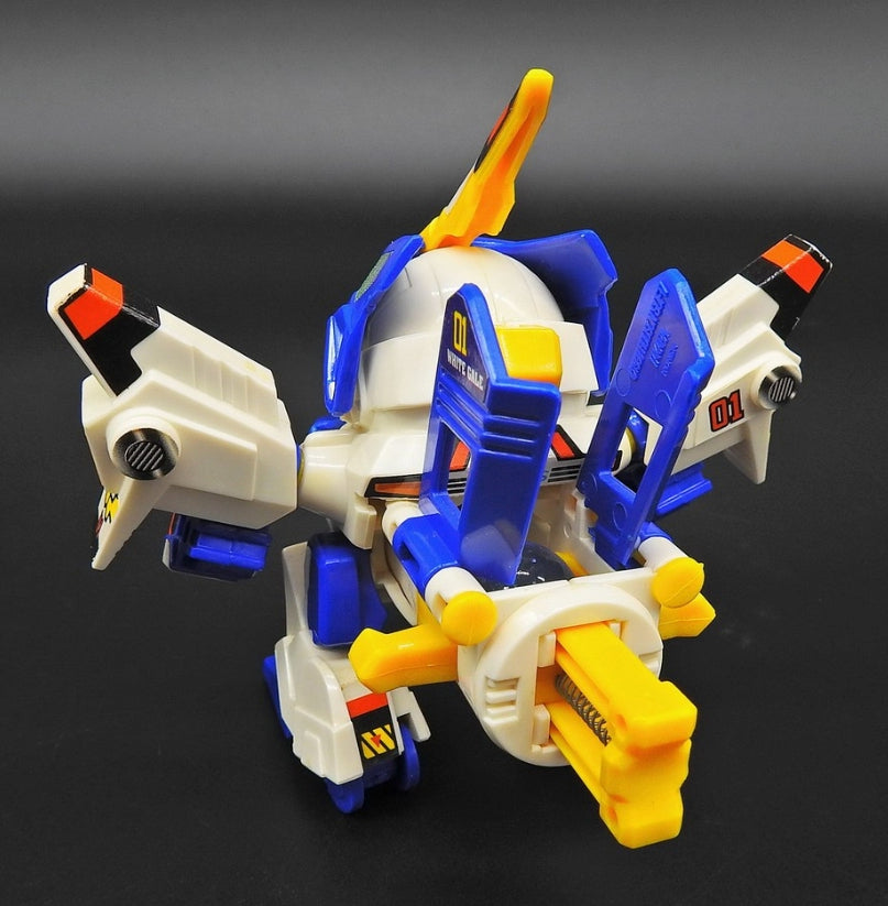 Takara Super Battle B-Daman Bomberman Bakugaiden A-01 Blue Plastic Model Kit Figure