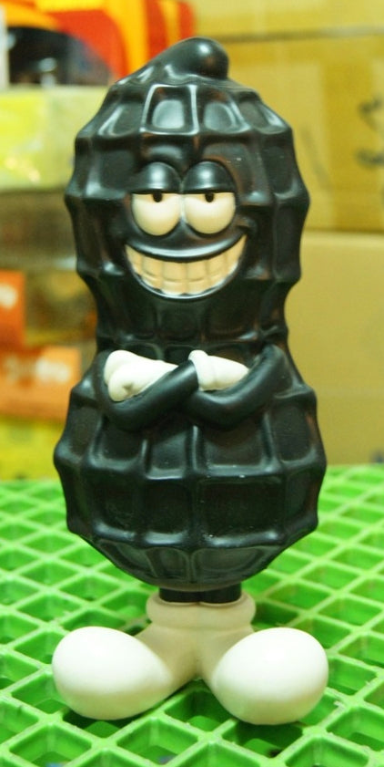 Shelterbank 2009 Peanut Justin Black Ver 8" Vinyl Figure Used