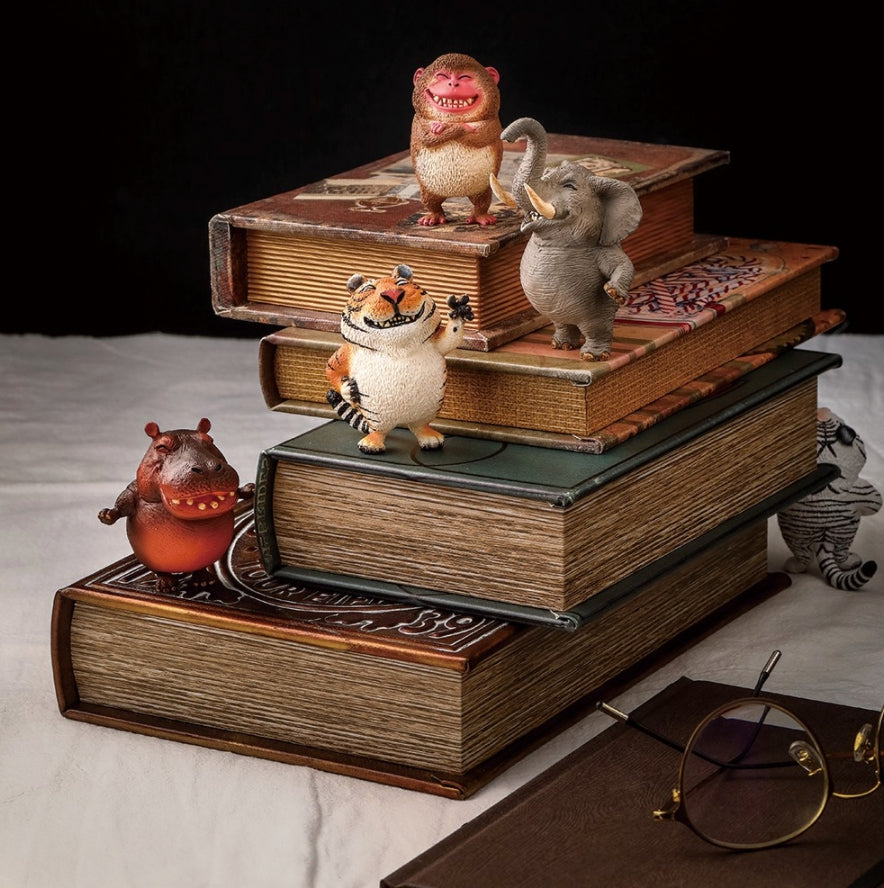 Asakuma Toshio Taiwan Limited Animal Life Chubby Series 1 Say Cheese Smile 4 Trading Figure Set