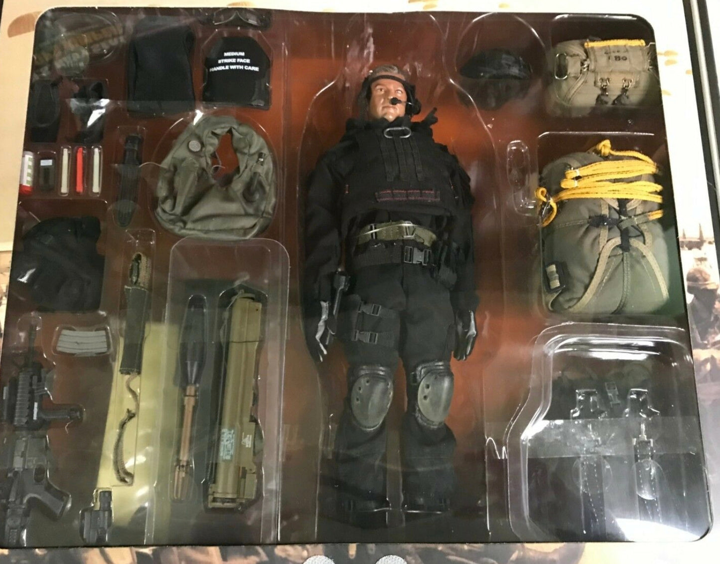 Hot Toys 1/6 12" U.S. Navy Seal Night Ops Jumper Action Figure