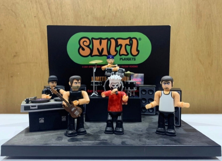 Smiti Set 002 Limp Bizkit Kubrick Style Limited Edition 5 Figure Set Used