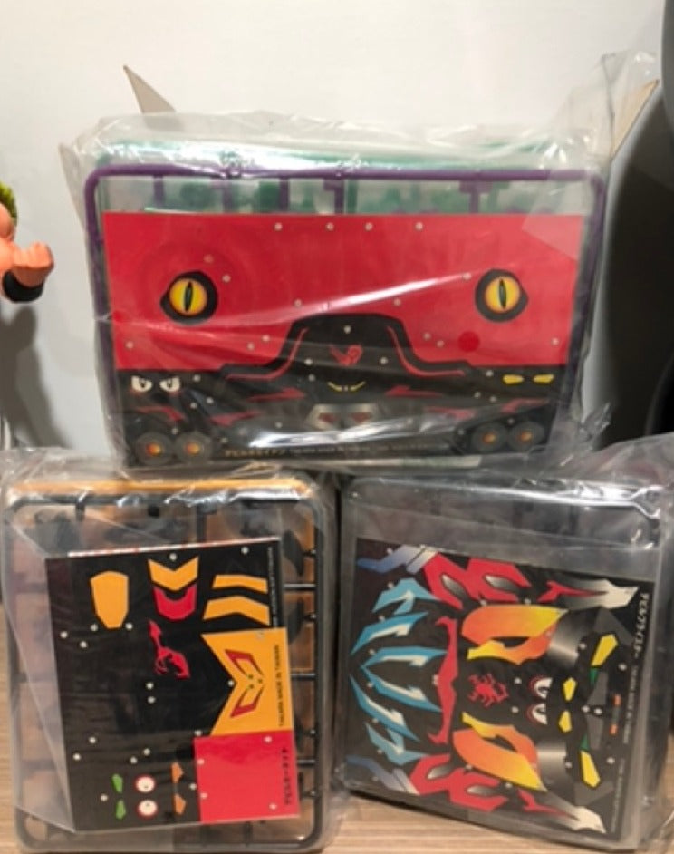 Takara Super Battle B-Daman Bomberman No VA-19 Model Kit Figure