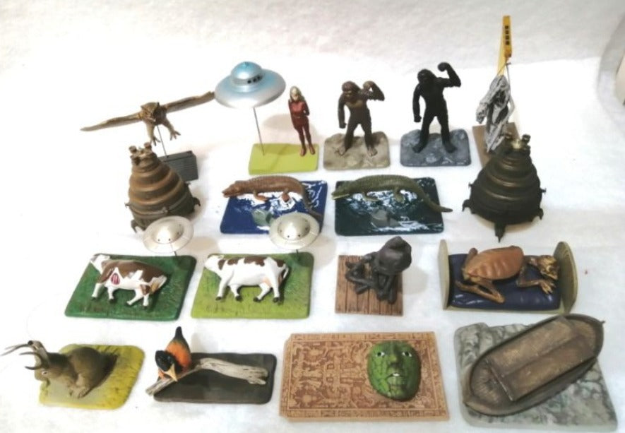 Medicom Toy The Great Mystery Museum Collection Series 3 17 Trading Collection Figure Set