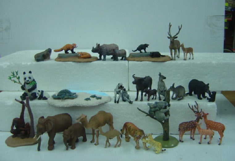 Bandai World Nature Animals Collection Asia Australia Ver. 17 Trading Figure Set - Lavits Figure
- 1