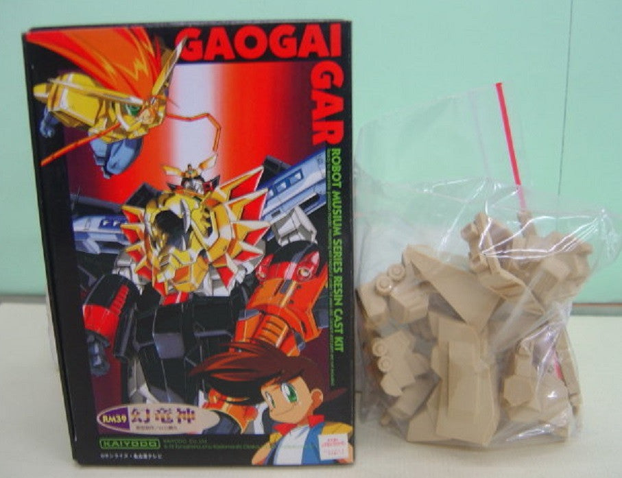 Kaiyodo Brave Sunrise Gaogaigar Robot Museum Series No RM 39 Genryujin Cold Cast Model Kit Figure - Lavits Figure
- 2