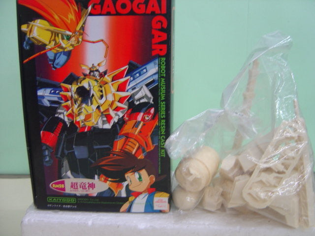 Kaiyodo Brave Sunrise Gaogaigar Robot Museum Series No RM 28 Choryujin Cast Model Kit Figure - Lavits Figure
- 2