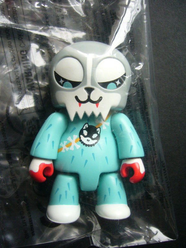 Toy2R 2006 Qee Key Chain Collection 2.5" Husky Hunter Grey Mini Action Figure - Lavits Figure
- 2