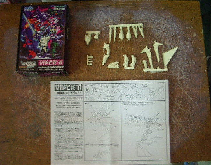 Kaiyodo 1995 Sega Virtual On Cyber Troopers Robot Museum Image Works TRV-06k-H Viper II Cold Cast Model Kit Figure - Lavits Figure
- 3